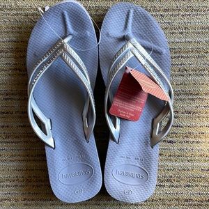 HAVAIANAS FLIP FLOPS: Women’s, Size 10, Steel Grey flip flops